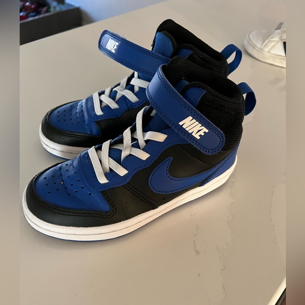 Little boys nike high top shoes size 11c